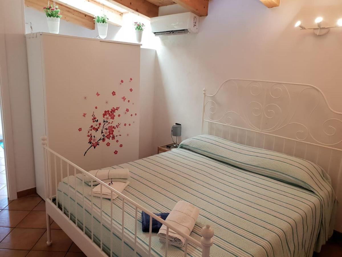 Maison De Marina B&B Piano di Follo Esterno foto